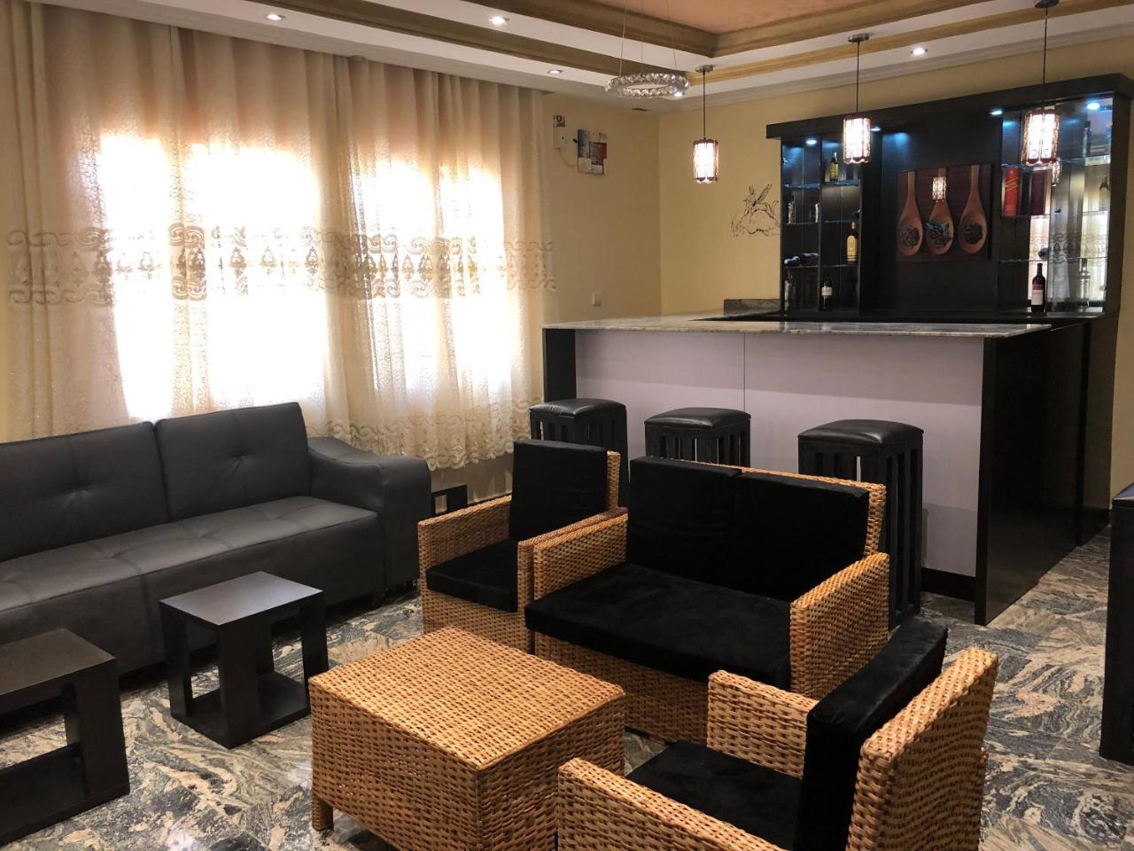 House X Hotel Абуджа Екстериор снимка