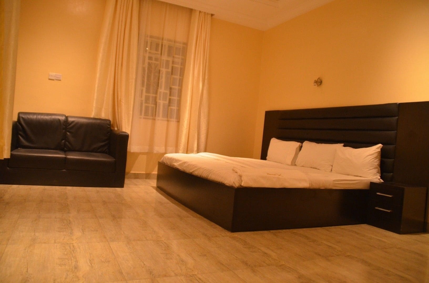 House X Hotel Абуджа Екстериор снимка